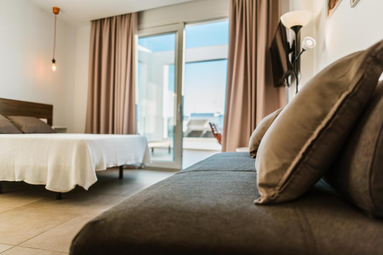 ساهارا ذي لوس أتونِس Apartamentos Zhr المظهر الخارجي الصورة